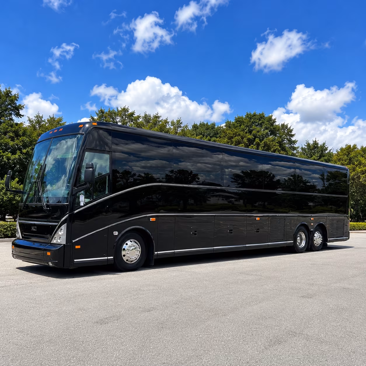 charter buses for large tuscaloosa prom class coordinations