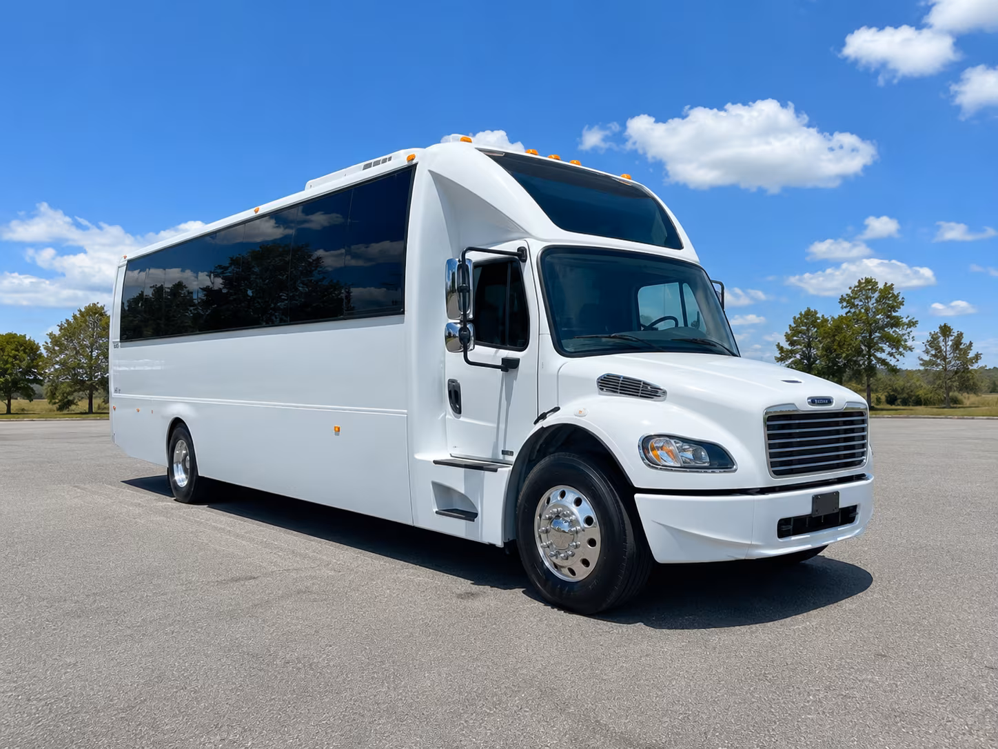 party buses that make the tuscaloosa prom ride the best part of the night