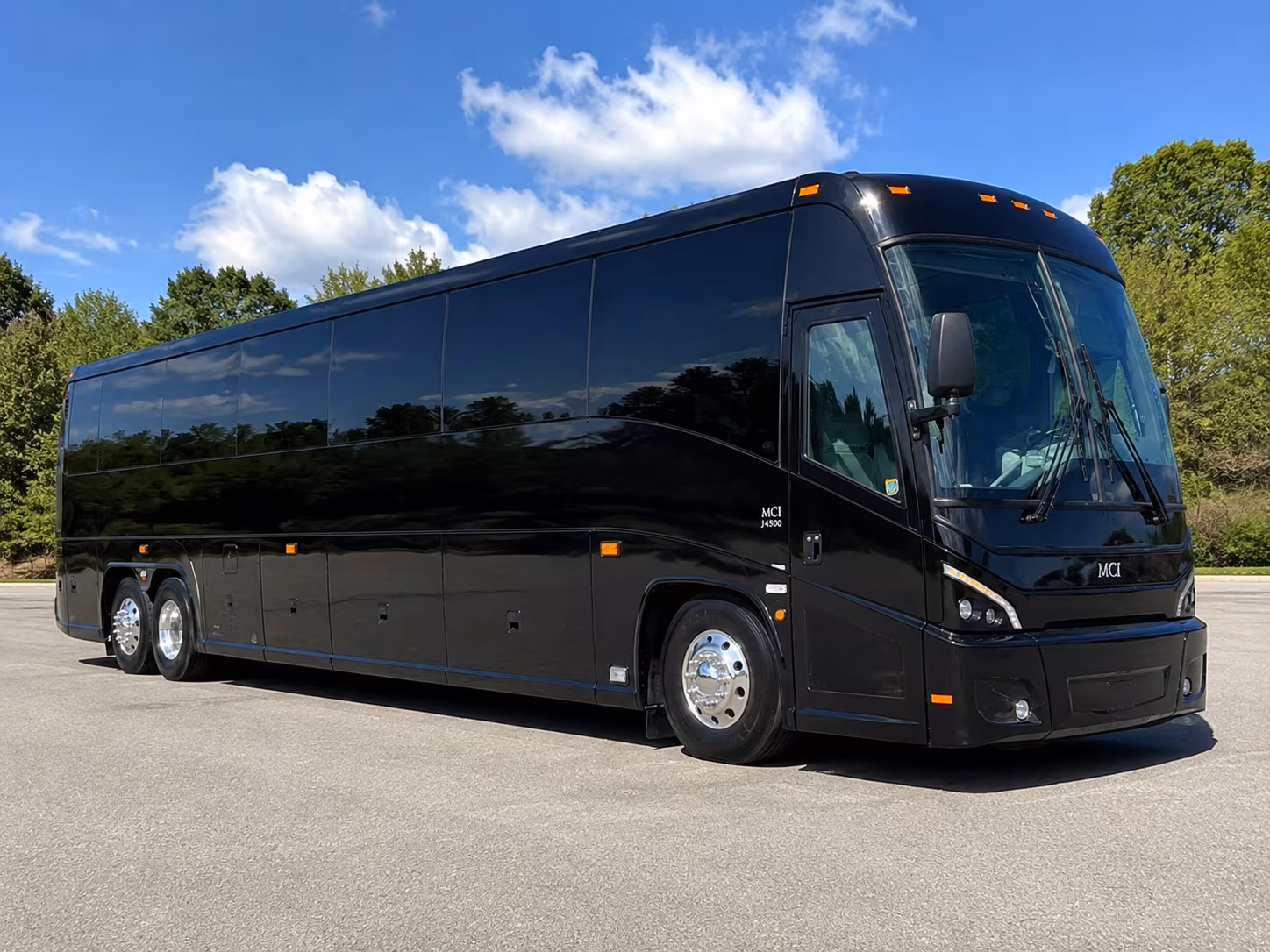 wedding shuttles across the river to northport venues