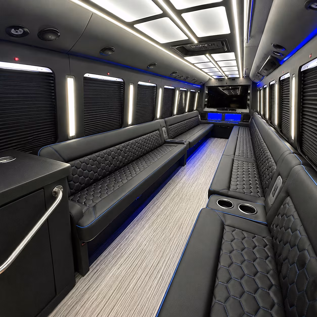 wine tour party buses for bachelorette groups in tuscaloosa